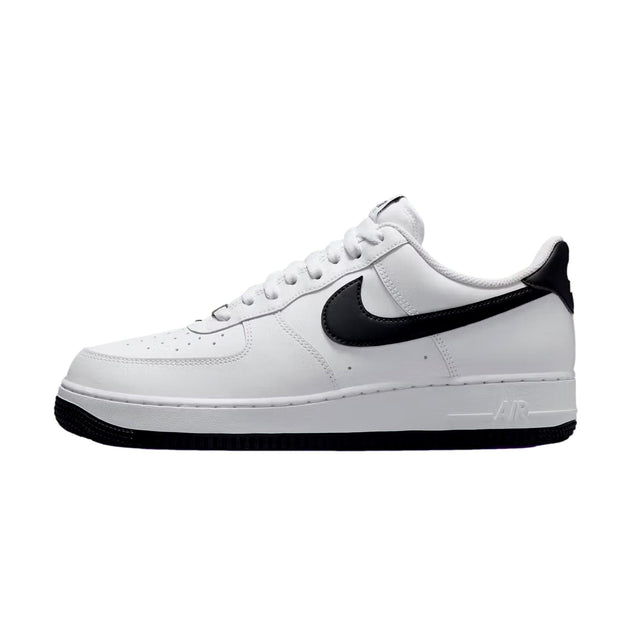 Nike Air Force 1 '07 Sneaker White/Black US 10.5 2