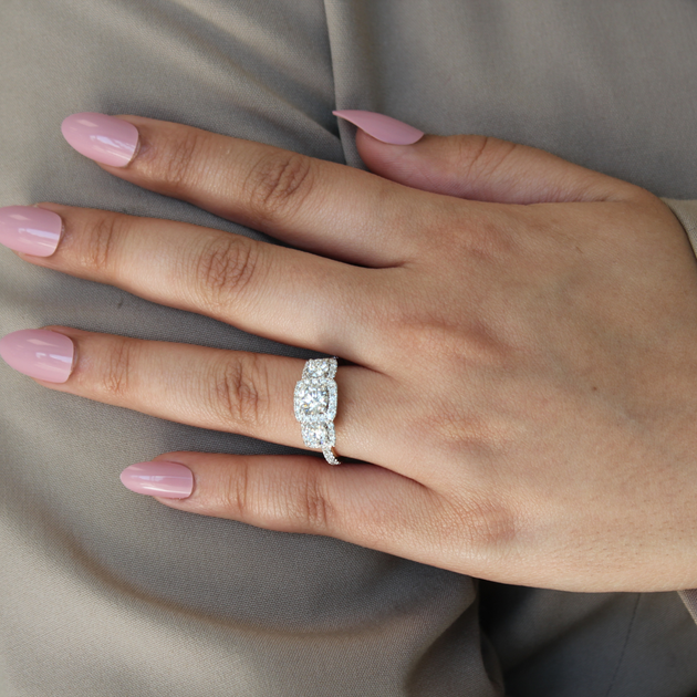 LuvMyJewelry Regalia Trinity Ring White Gold US 6 3