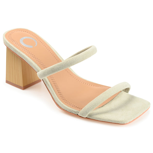 Journee Collection Henrietta Pump Multi US 8.5 2