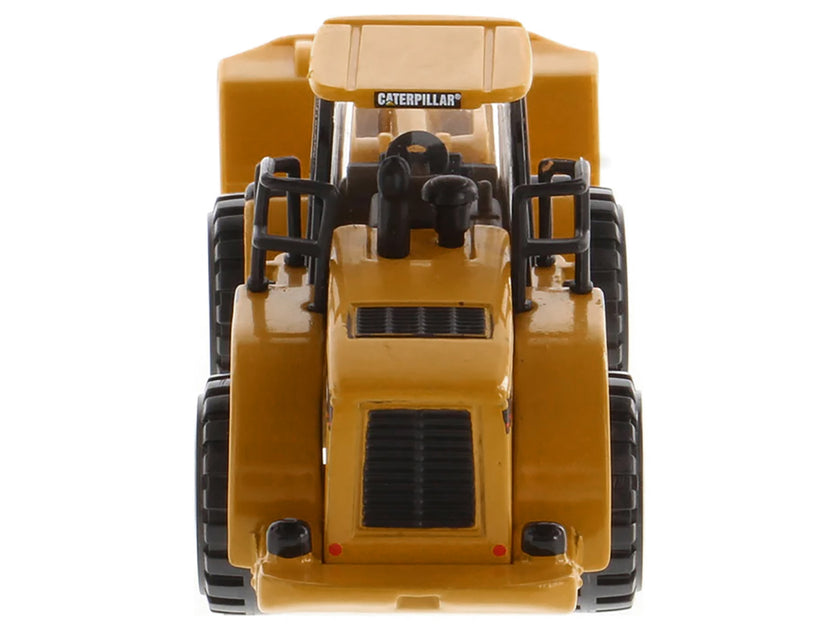 Diecast Masters Caterpillar 950G Series II Wheel Loader Yellow 1/87 3