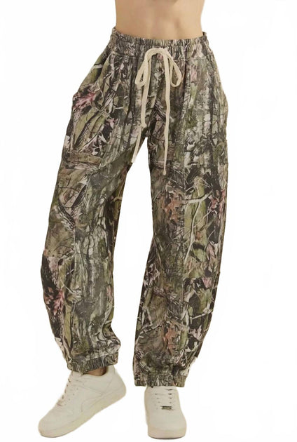 Veveret Camo Printed French Terry Pant Green Medium 4