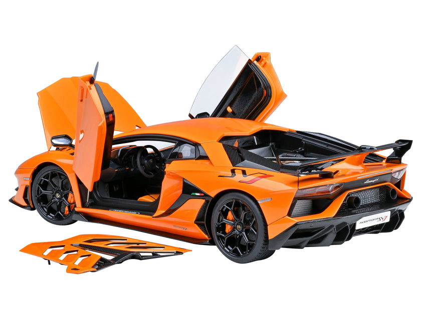 Diecast Model Autoart Lamborghini Aventador SVJ Arancio Atlas