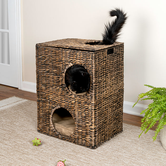 The Licker Store Jaxon Cat Condo White 4