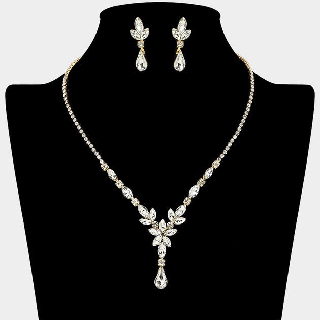 FASHNZFAB Teardrop Flower Cluster Necklace and Earring Set Black 5
