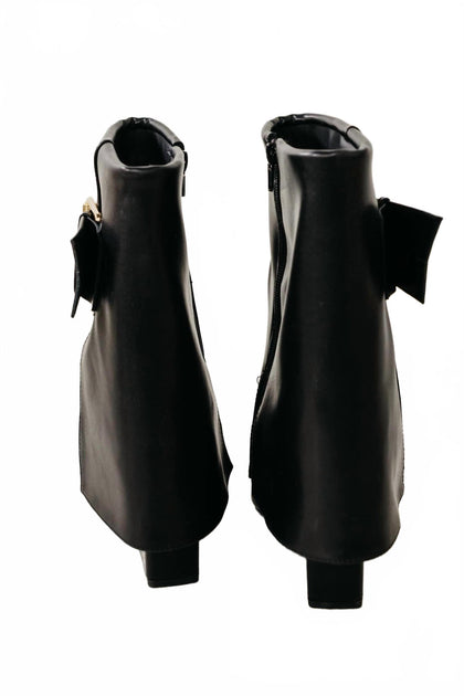 Choosy Fold-Over Boots Black US 6 4