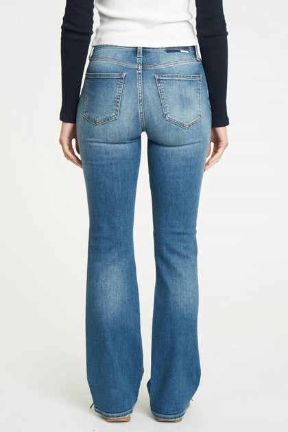 DAZE Covergirl Mid Rise Bootcut Jeans Blue 24 4