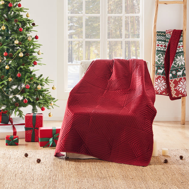BreeBe Riviera Velvet Throw Red 2