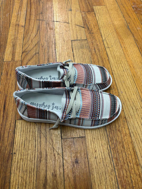 Gypsy Jazz Hip 4 Slip On Sneakers Beige US 11 3