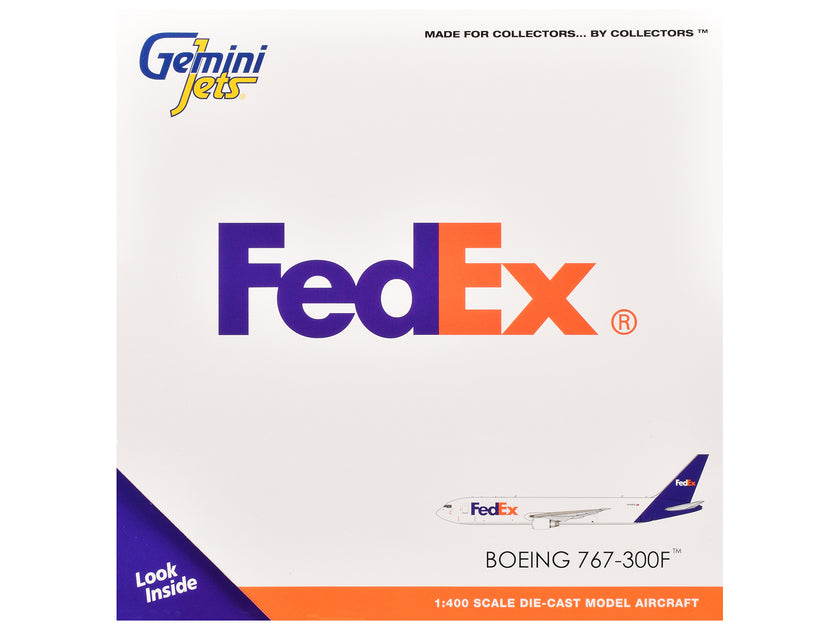 GeminiJets Boeing 767-300F Weiß Lila 1/400 4