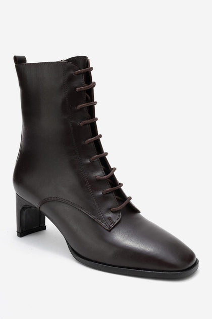 Forever & Always Sudy Leather Lace Up Boot Black US 7 2