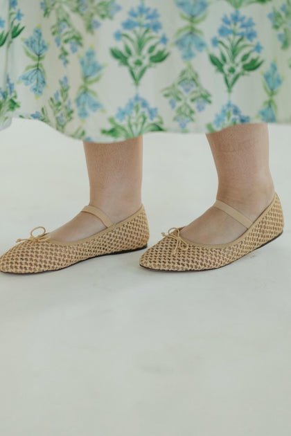 Chinese Laundry Audrey Ballet Flat Beige US 10 4