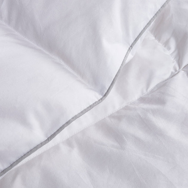 Martha Stewart White Goose Feather and Down Comforter 4