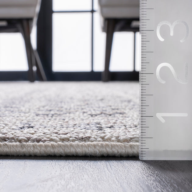 Tapis nuLOOM Claudia Diamant Pompons 4