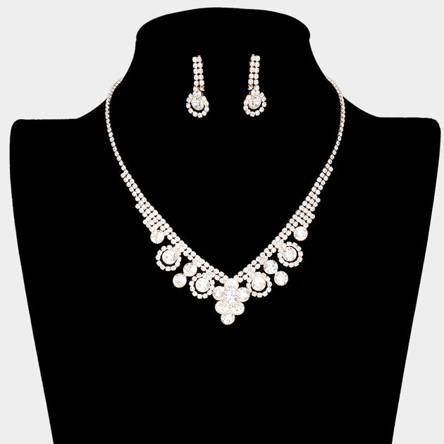 FASHNZFAB Round Stone Flower Rhinestone Necklace Black 5