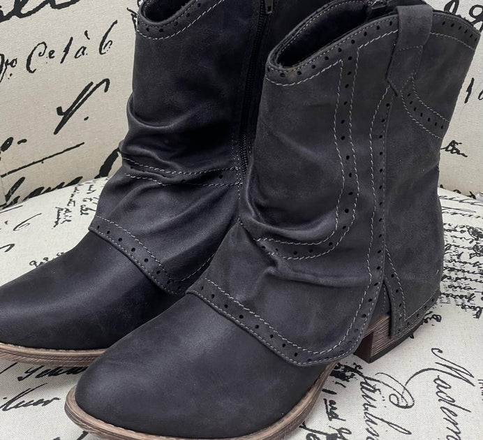 Very G B Don Boots Black US 7.5 4