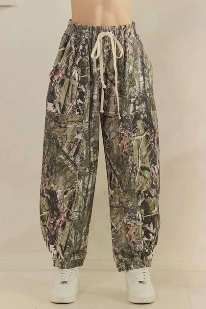 Veveret Camo Printed French Terry Pant Green Medium 2