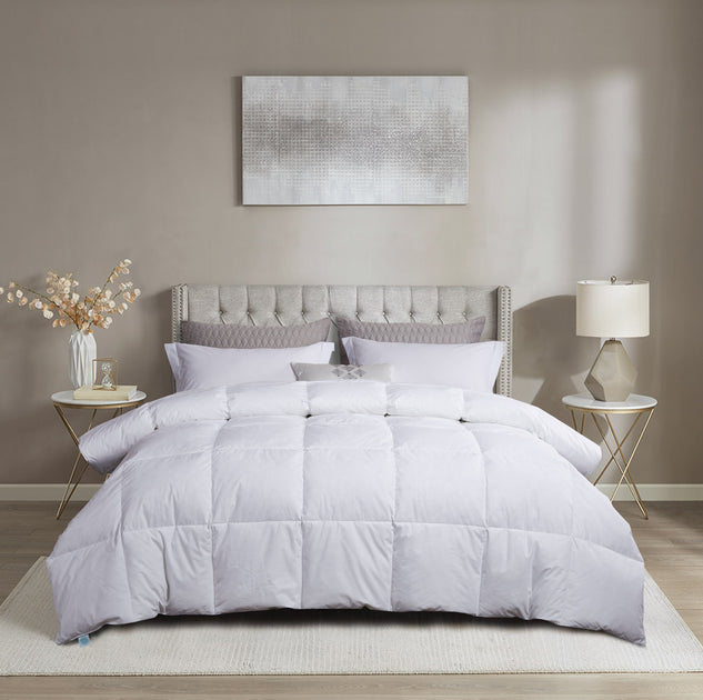 Martha Stewart White Goose Feather and Down Comforter 2