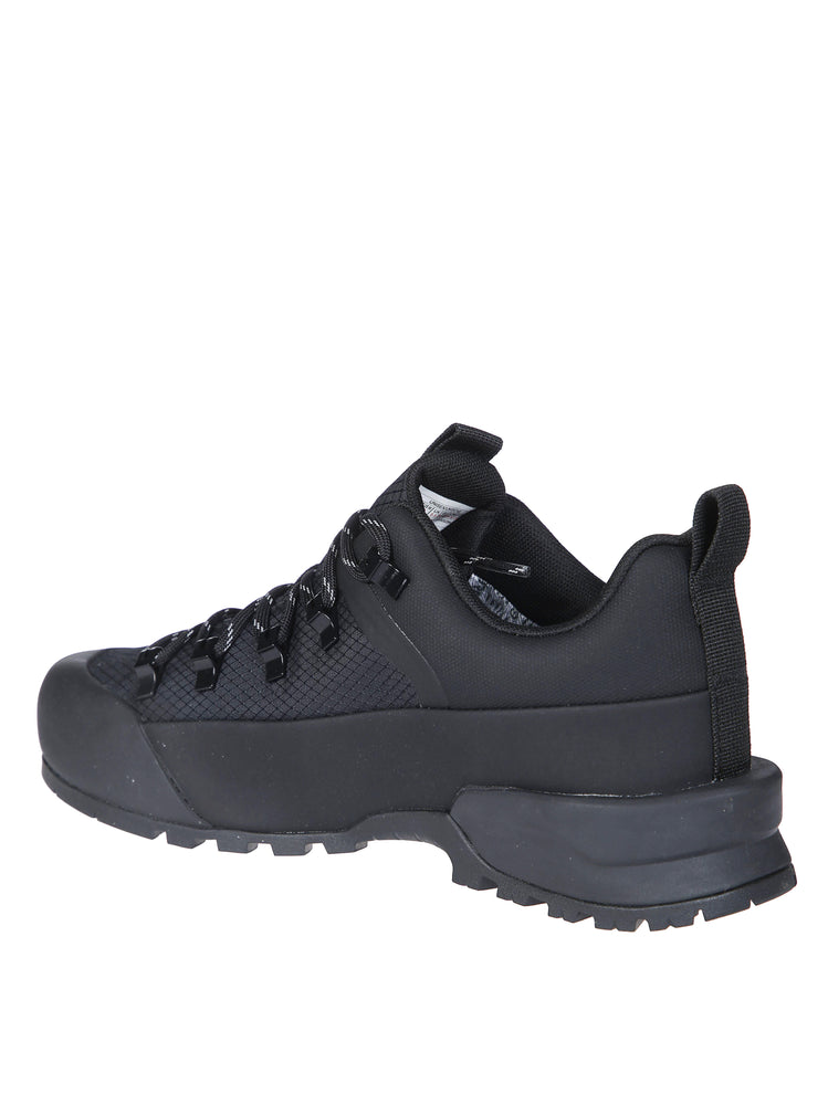 THE NORTH FACE Low-Profile Reinforced-Toe Sneakers | ShopSimon