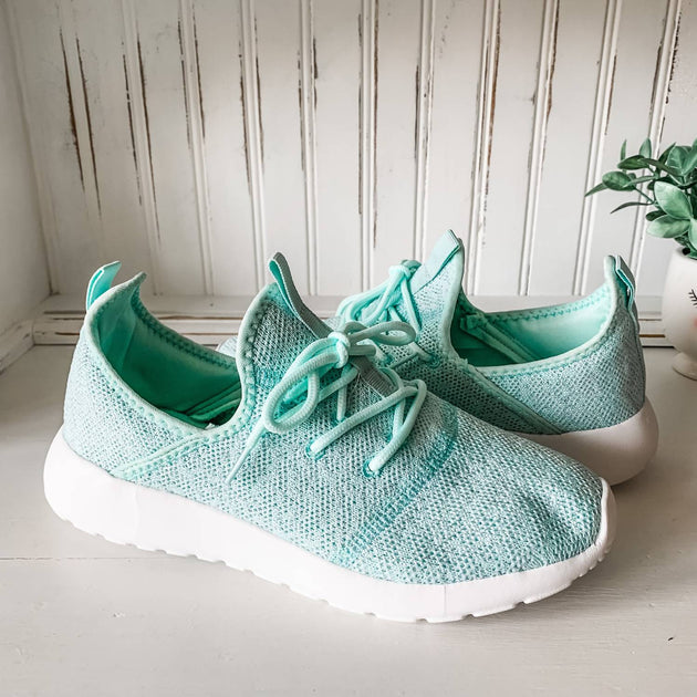 Very G Liliana Sneaker Green US 9.5 2