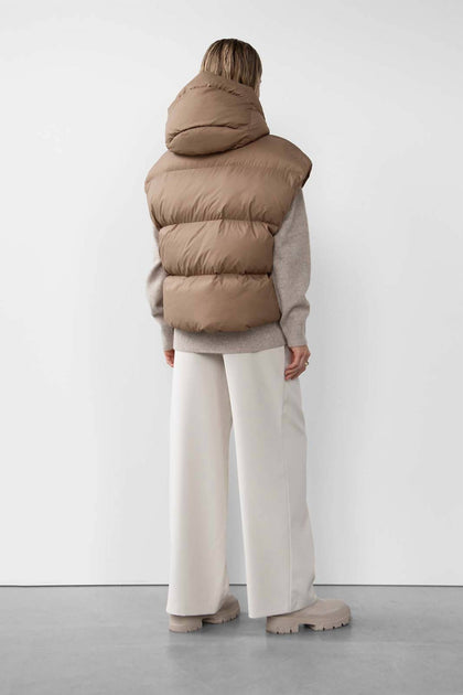 WithBlack Woodsmoke Puffer Vest Brown Large 3
