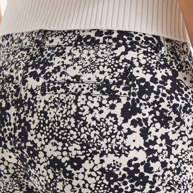 Nautica Womens Floral Printed Short White US 8 4