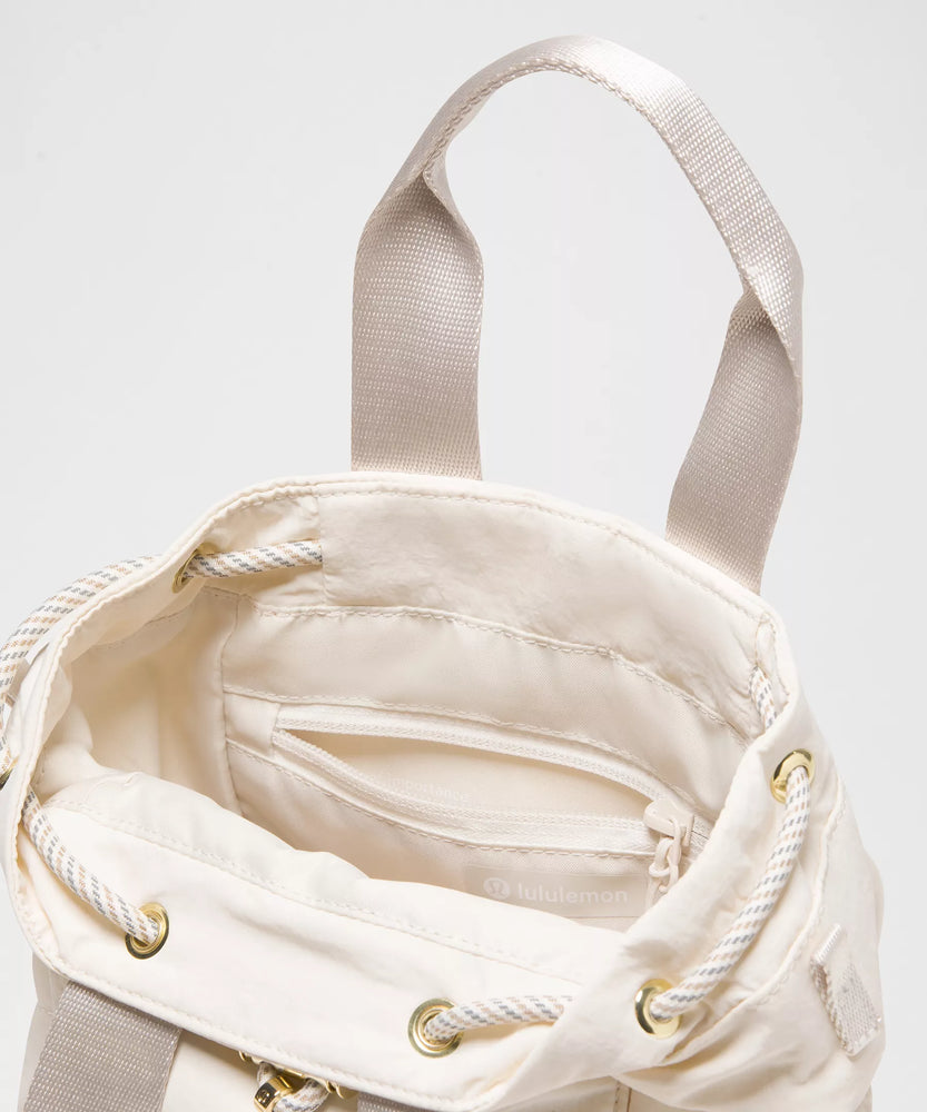 lululemon Convertible Drawstring Bucket Bag Mini 5L