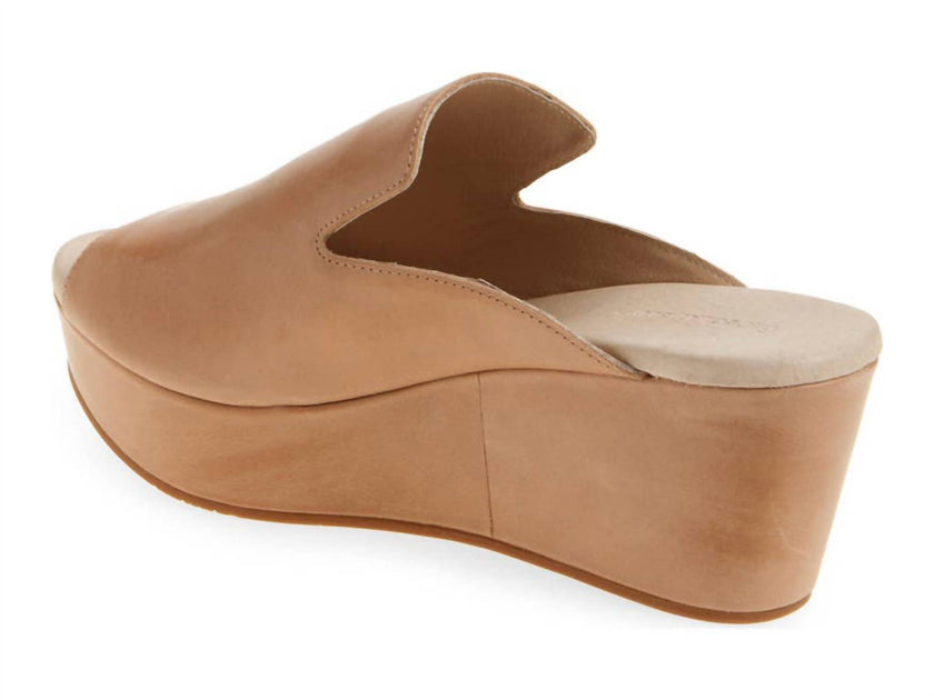 CHOCOLAT BLU Whisper Wedge Beige US 10 3