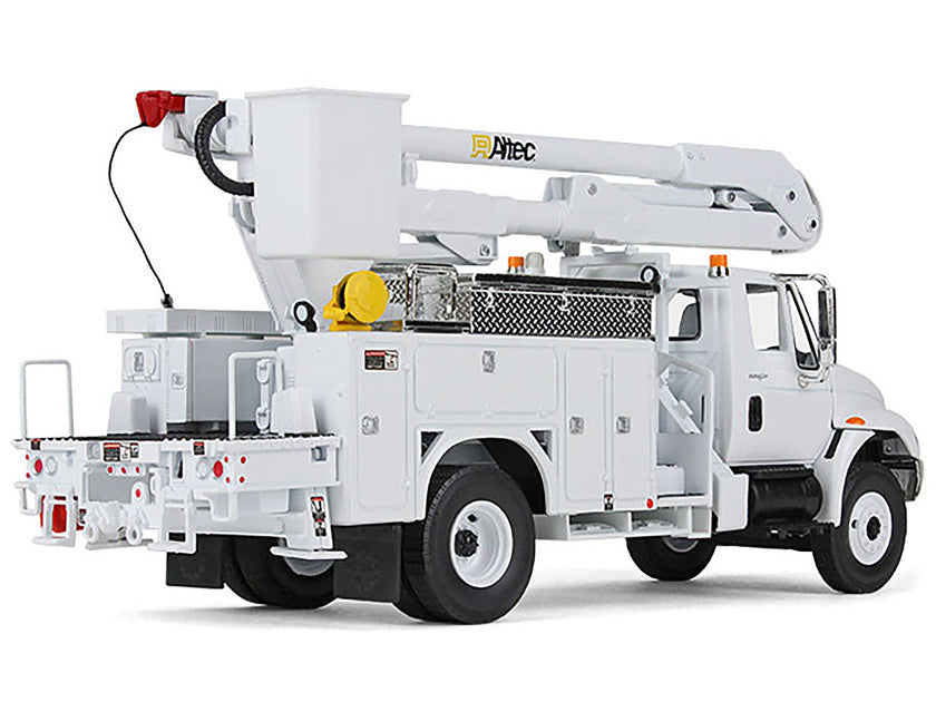 First Gear International DuraStar Utility Bucket Truck White 1/34 4