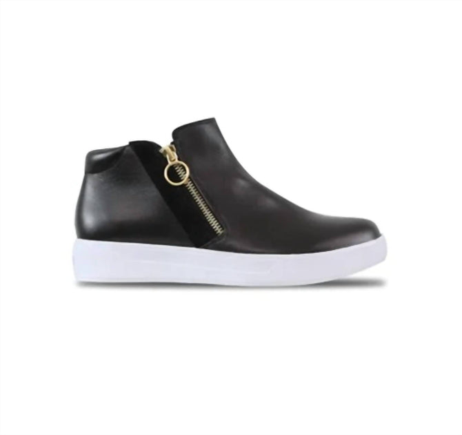 Munro Viera Mid Sneaker Black US 8.5 2