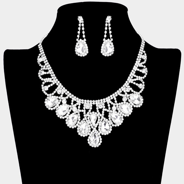 FASHNZFAB Crystal Teardrop Necklace Red 2