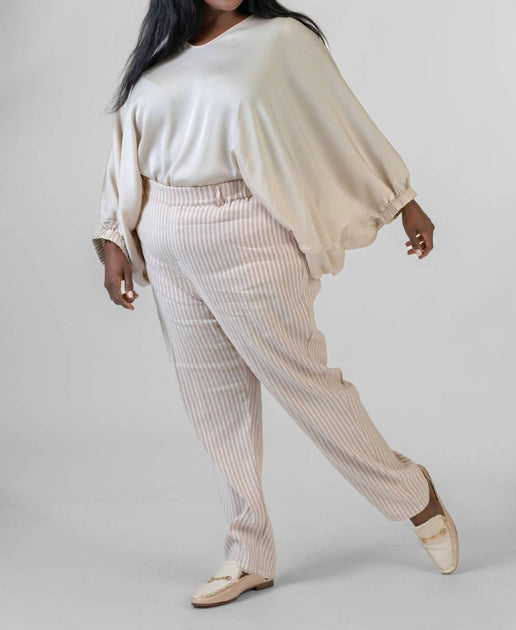 Nouvelle Silk95five Austin Top Almond 1X 3