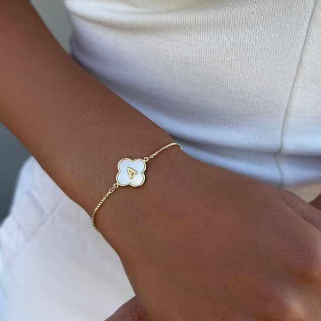 Adornia Initial Clover Bolo Bracelet Gold 3