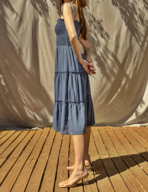 GILLI Smocking Tiered Dress In Denim Blue