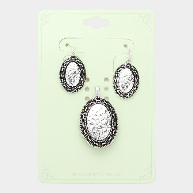 FASHNZFAB Oval Pendant Set Antique Silver 2