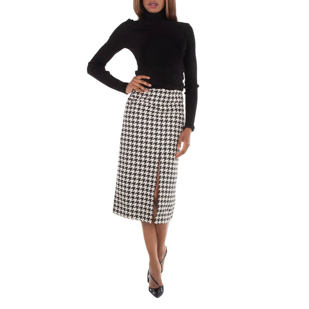 【送料&関税込】Burberry Embroidered Houndstooth Skirt Burberry Houndstooth Pattern Midi Skirt | ShopSimon