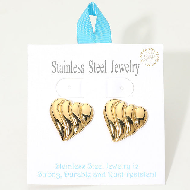 FASHNZFAB Ribbed Heart Stud Earrings Gold 3