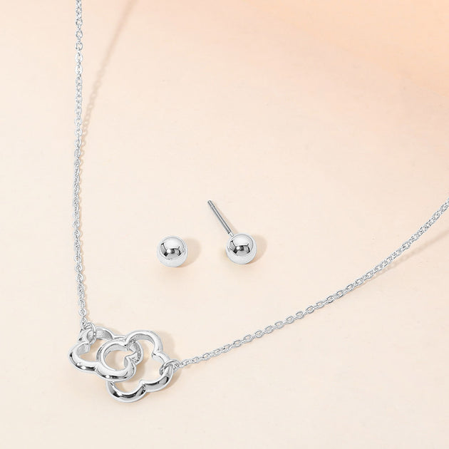 FASHNZFAB Double Open Quatrefoil Link Pendant Necklace Silver One Size 2