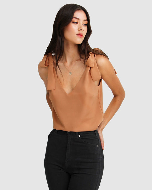 Belle & Bloom Feel For You V-Neck Top White XSmall 4