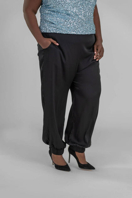 Nouvelle Silk95five Mara Joggers Black 1X 3