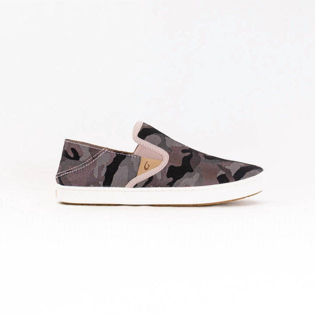 OluKai Pehuea Pa'i Slip On Sneaker Grey US 7.5 2