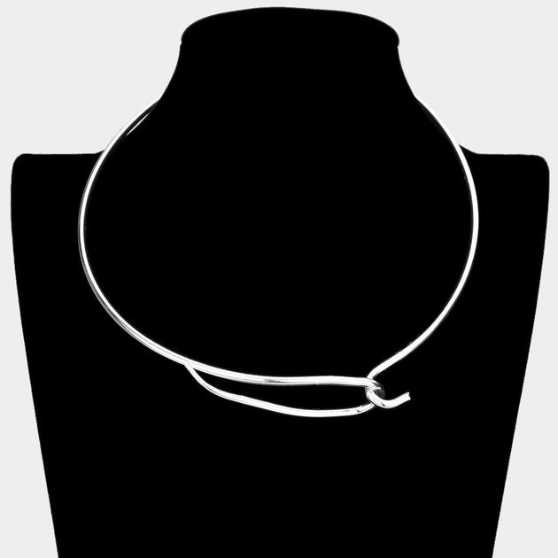 FASHNZFAB Hook Detailed Metal Choker Necklace Silver 3