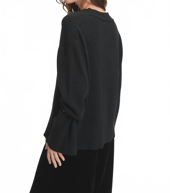 DELUC Asclepias V-Neck Sweater Black Medium 3