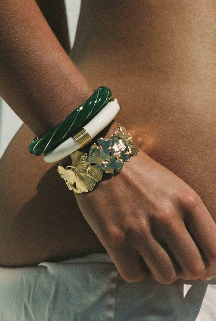 AURELIE BIDERMANN - Bracelet KATT grand modèle résine ivoire main image 0