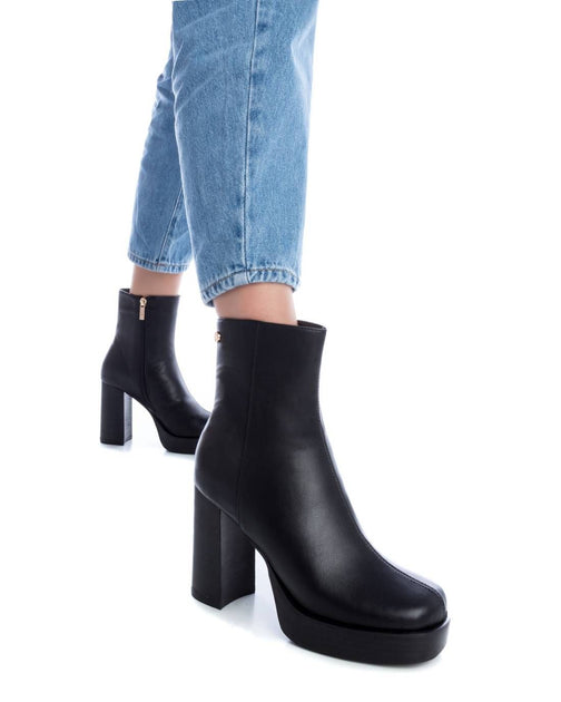 XTI Women Block Heel Booties Black US 9.5 4