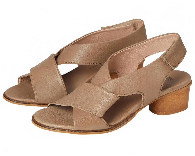 eric michael Isla Heeled Sandal Beige EU 41 2