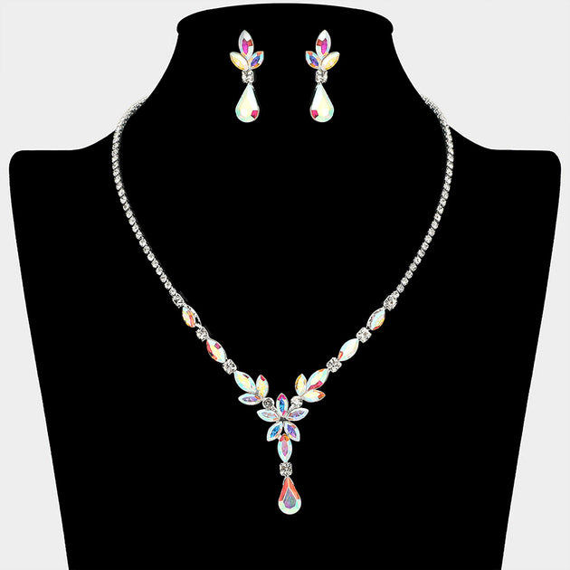 FASHNZFAB Teardrop Flower Cluster Necklace and Earring Set Black 3