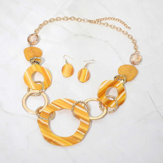 FASHNZFAB Geometric Resin Link Necklace Set Multi One Size 6