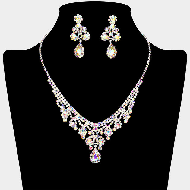 FASHNZFAB Teardrop Stone Flower Rhinestone Necklace Black 3