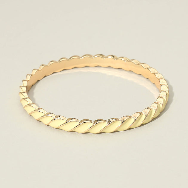 FASHNZFAB Twisted Bangle Bracelet Pink One Size 2
