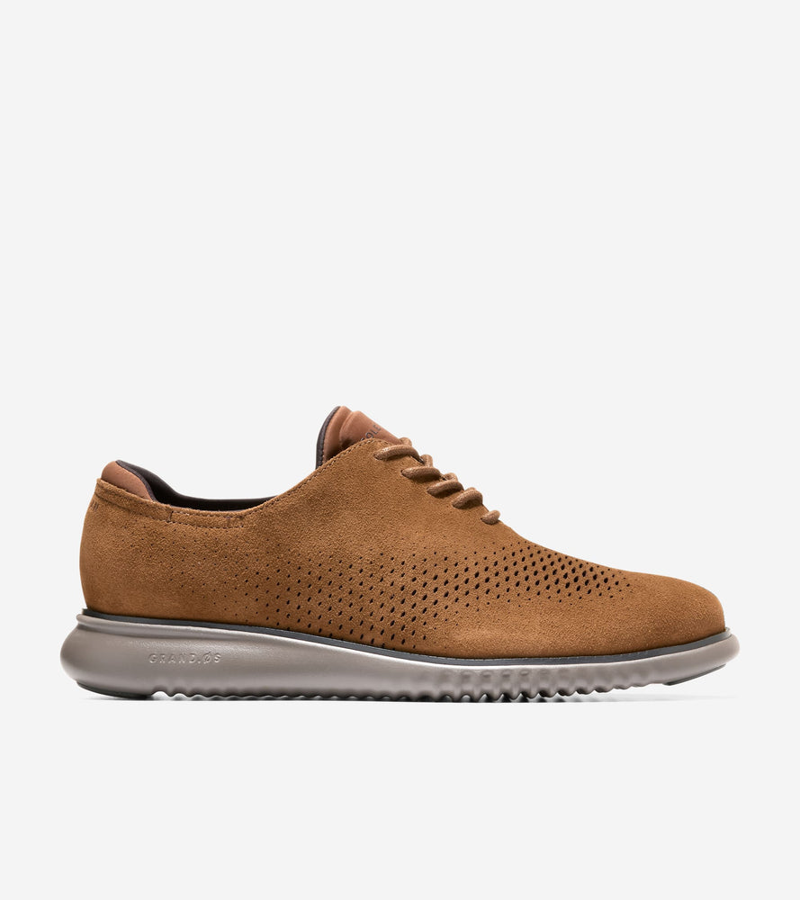 Cole Haan Men display picture 1